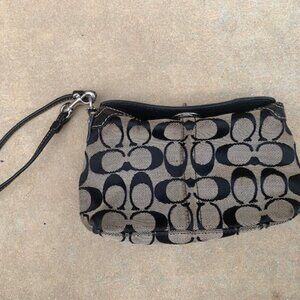 Coach Black Signature Wristlet – Turn Lock Closure